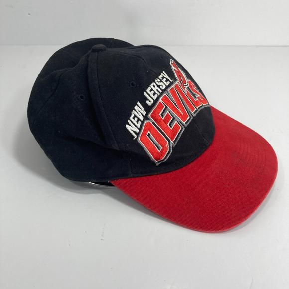 Vintage Starter NHL New Jersey Devils Hat Cap Black Red White Adjustable - Picture 3 of 8
